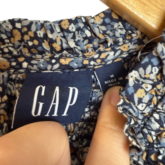 GAP Floral Smoked Ruffle Blouse Long Sleeve Blue Multi Women’s Size Medium - Picture 9 of 14